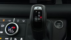 2023 (73) LAND ROVER DEFENDER 3.0 D250 SE 110 5dr Auto 5058537