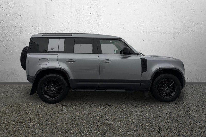 2023 (73) LAND ROVER DEFENDER 3.0 D250 SE 110 5dr Auto 5058529
