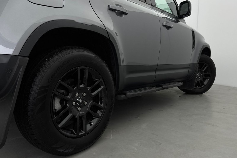 2023 (73) LAND ROVER DEFENDER 3.0 D250 SE 110 5dr Auto 5058568