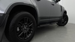 2023 (73) LAND ROVER DEFENDER 3.0 D250 SE 110 5dr Auto 5058568