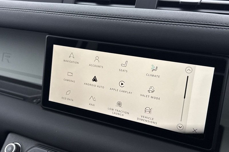 2023 (73) LAND ROVER DEFENDER 3.0 D250 SE 110 5dr Auto 5058555