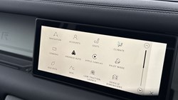 2023 (73) LAND ROVER DEFENDER 3.0 D250 SE 110 5dr Auto 5058555