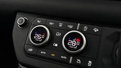 2023 (73) LAND ROVER DEFENDER 3.0 D250 SE 110 5dr Auto 5058574