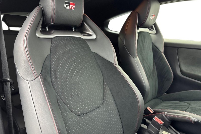 2021 (21) TOYOTA GR YARIS 1.6 3dr AWD [Circuit Pack] 4991733
