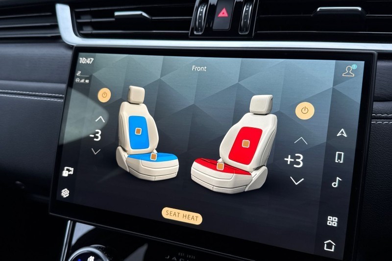 2024 (24) JAGUAR XF 2.0 P250 R-Dynamic HSE Black 4dr Auto 5005064