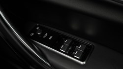 2024 (24) JAGUAR XF 2.0 P250 R-Dynamic HSE Black 4dr Auto 5005054