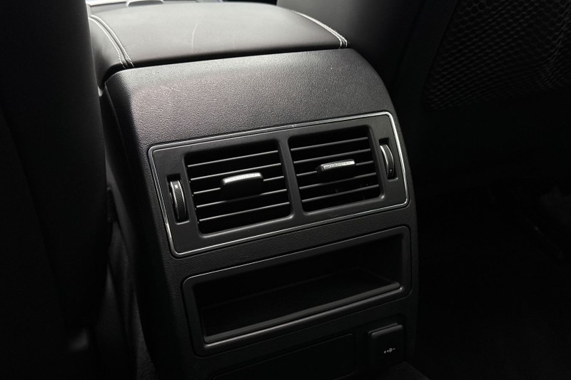 2024 (24) JAGUAR XF 2.0 P250 R-Dynamic HSE Black 4dr Auto 5005049