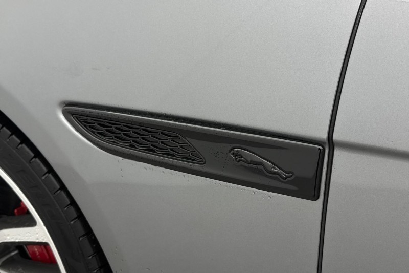 2024 (24) JAGUAR XF 2.0 P250 R-Dynamic HSE Black 4dr Auto 5005051