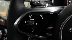 2024 (24) JAGUAR XF 2.0 P250 R-Dynamic HSE Black 4dr Auto 5005058