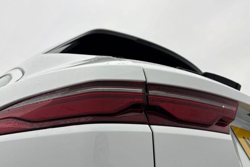 2023 (72) JAGUAR F-PACE 2.0 P250 R-Dynamic S 5dr Auto AWD 5008270