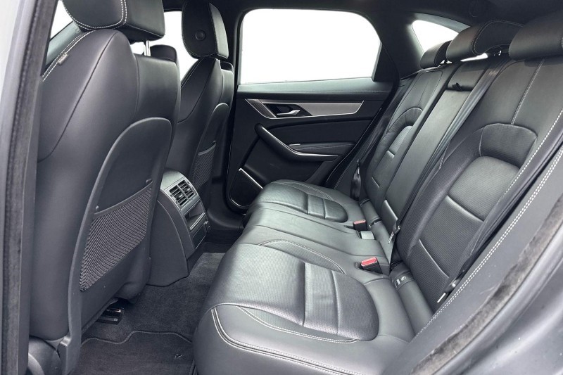 2023 (72) JAGUAR F-PACE 2.0 P250 R-Dynamic S 5dr Auto AWD 5008255