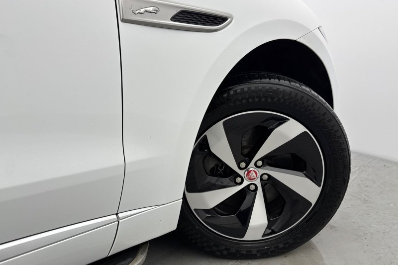 2023 (72) JAGUAR F-PACE 2.0 P250 R-Dynamic S 5dr Auto AWD 5008297