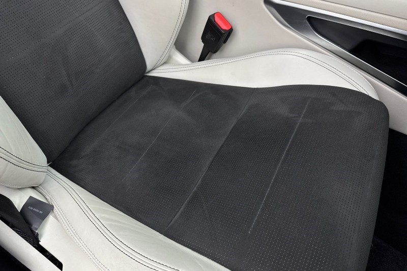 2023 (23) JAGUAR F-PACE 5.0 V8 550 SVR 5dr Auto AWD 4993442