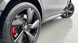 2023 (23) JAGUAR F-PACE 5.0 V8 550 SVR 5dr Auto AWD 4993462