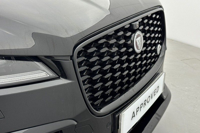 2023 (23) JAGUAR F-PACE 5.0 V8 550 SVR 5dr Auto AWD 4993457