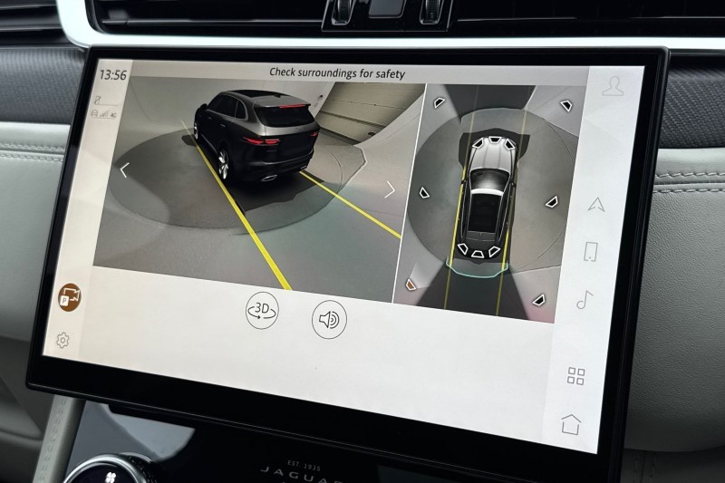 2023 (23) JAGUAR F-PACE 5.0 V8 550 SVR 5dr Auto AWD 4993429