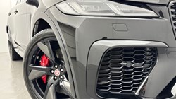 2023 (23) JAGUAR F-PACE 5.0 V8 550 SVR 5dr Auto AWD 4993456