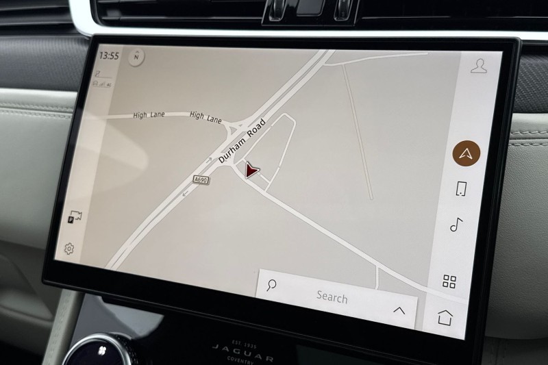 2023 (23) JAGUAR F-PACE 5.0 V8 550 SVR 5dr Auto AWD 4993428