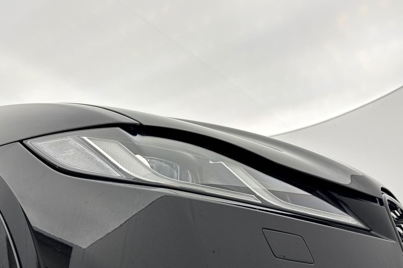 2023 (23) JAGUAR F-PACE 5.0 V8 550 SVR 5dr Auto AWD 4993434