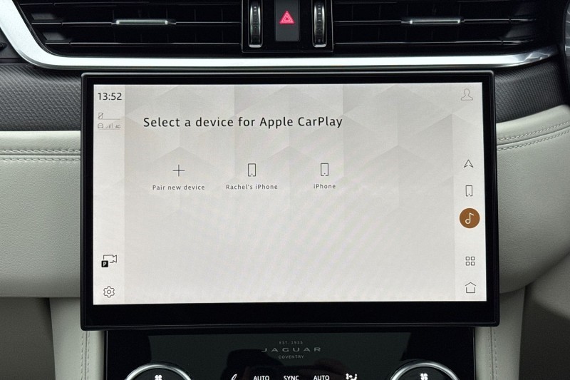 2023 (23) JAGUAR F-PACE 5.0 V8 550 SVR 5dr Auto AWD 4993447