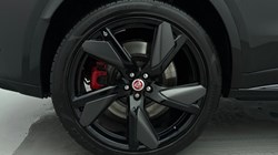 2023 (23) JAGUAR F-PACE 5.0 V8 550 SVR 5dr Auto AWD 4993425