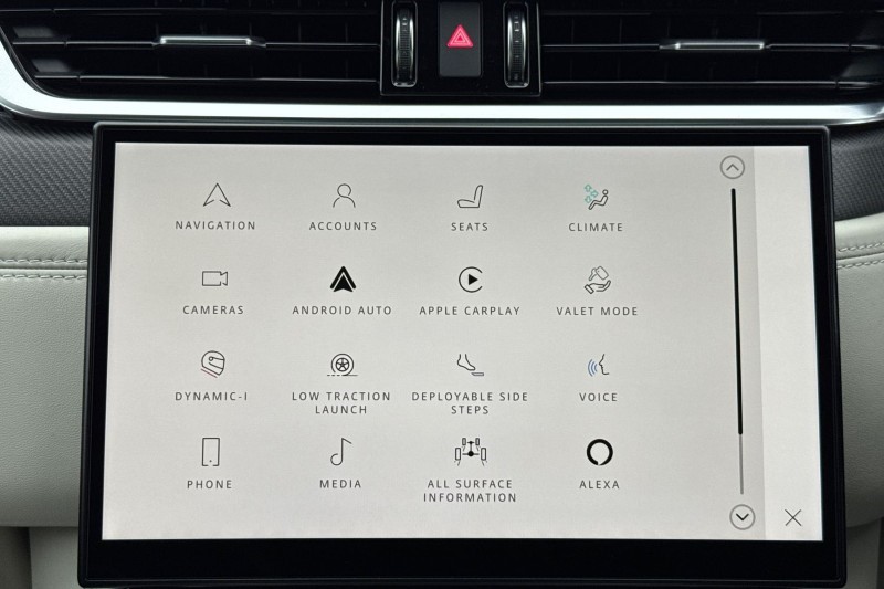 2023 (23) JAGUAR F-PACE 5.0 V8 550 SVR 5dr Auto AWD 4993466
