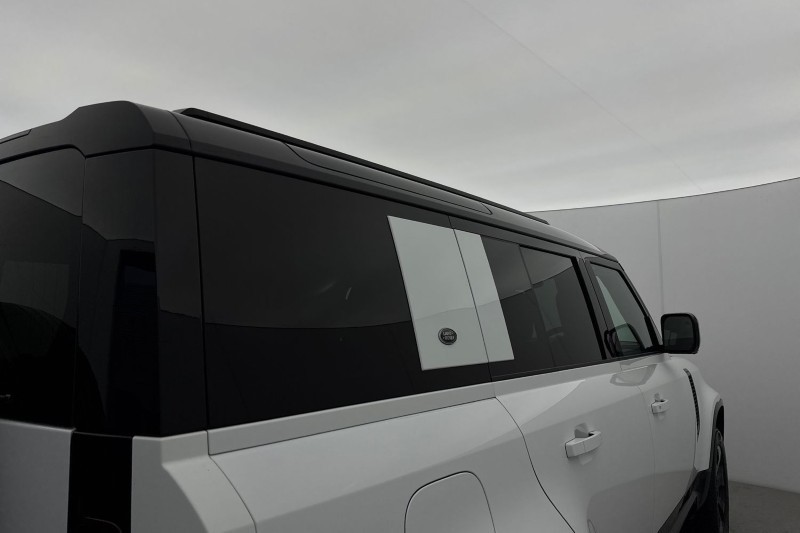 2023 (23) LAND ROVER DEFENDER 3.0 D250 X-Dynamic HSE 110 5dr Auto [7 Seat] 5019392