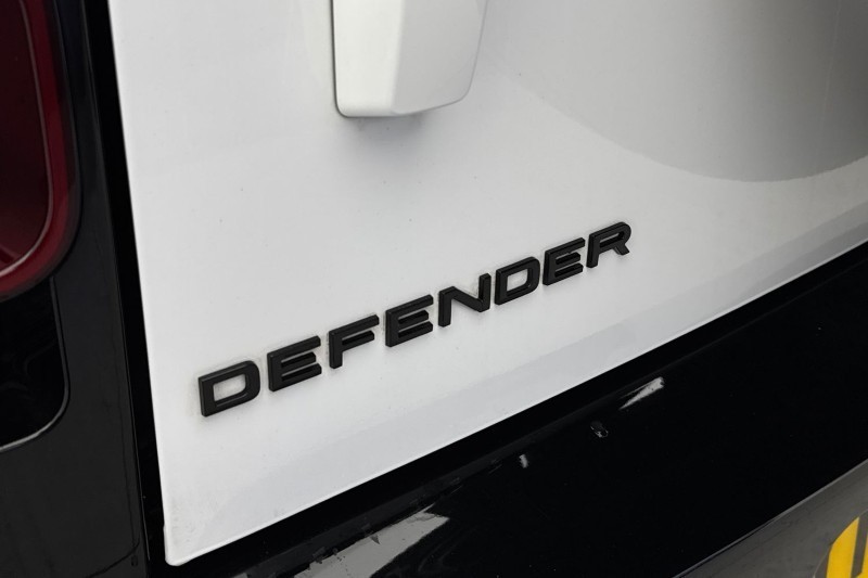 2023 (23) LAND ROVER DEFENDER 3.0 D250 X-Dynamic HSE 110 5dr Auto [7 Seat] 5019386