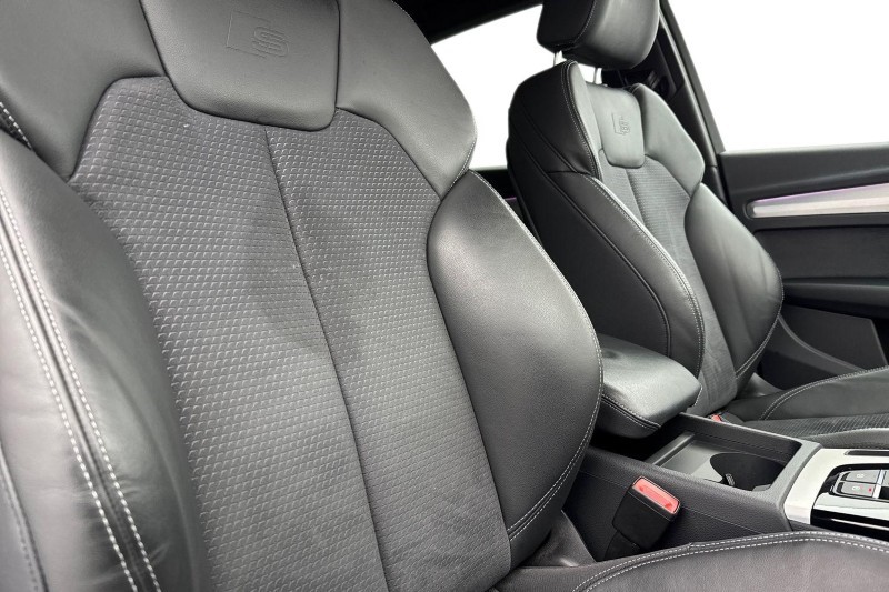 2023 (72) AUDI Q5 40 TDI Quattro S Line 5dr S Tronic 5028260