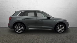 2023 (72) AUDI Q5 40 TDI Quattro S Line 5dr S Tronic 5028240