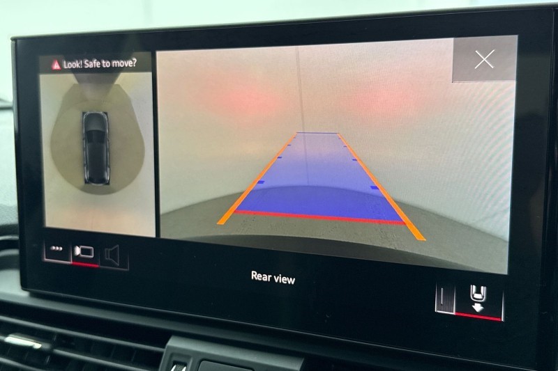 2023 (72) AUDI Q5 40 TDI Quattro S Line 5dr S Tronic 5028247