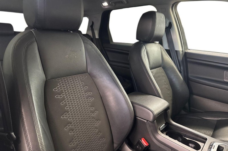 2019 (19) LAND ROVER DISCOVERY SPORT 2.0 TD4 180 SE Tech 5dr Auto 5050259