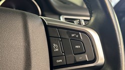 2019 (19) LAND ROVER DISCOVERY SPORT 2.0 TD4 180 SE Tech 5dr Auto 5050261