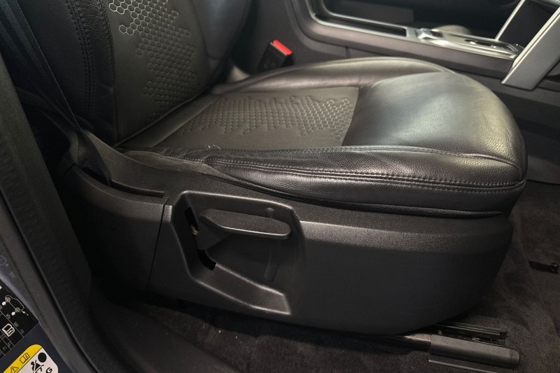 2019 (19) LAND ROVER DISCOVERY SPORT 2.0 TD4 180 SE Tech 5dr Auto 5050257