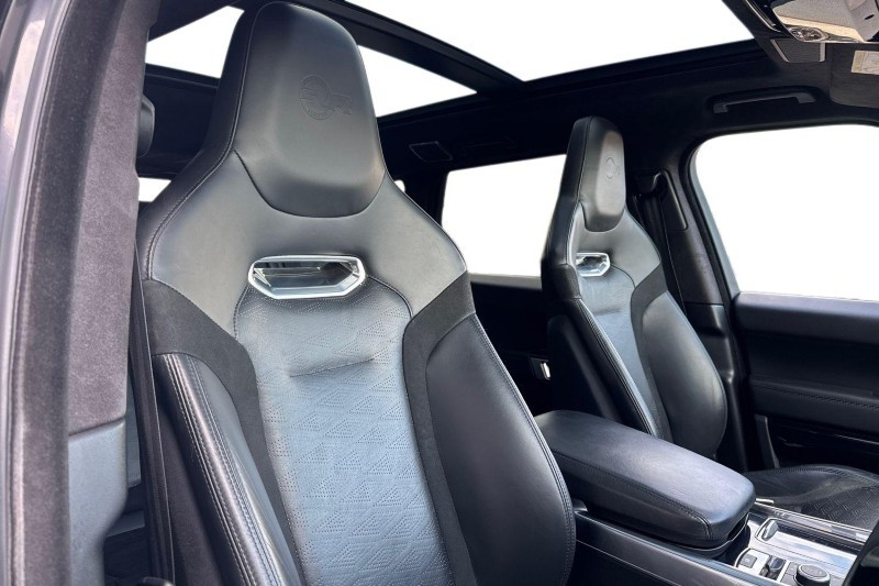 2018 (68) LAND ROVER RANGE ROVER SPORT 5.0 V8 S/C 575 SVR 5dr Auto 5135932