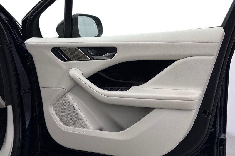 2021 (71) JAGUAR I-PACE 294kW EV400 Black 90kWh 5dr Auto [11kW Charger] 5033695