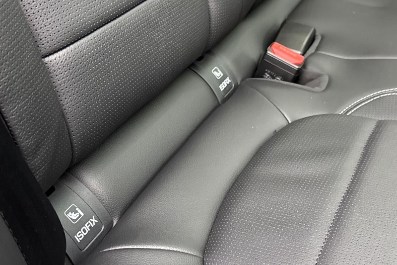 2023 (72) JAGUAR F-PACE 2.0 P400e R-Dynamic SE 5dr Auto AWD 5033146