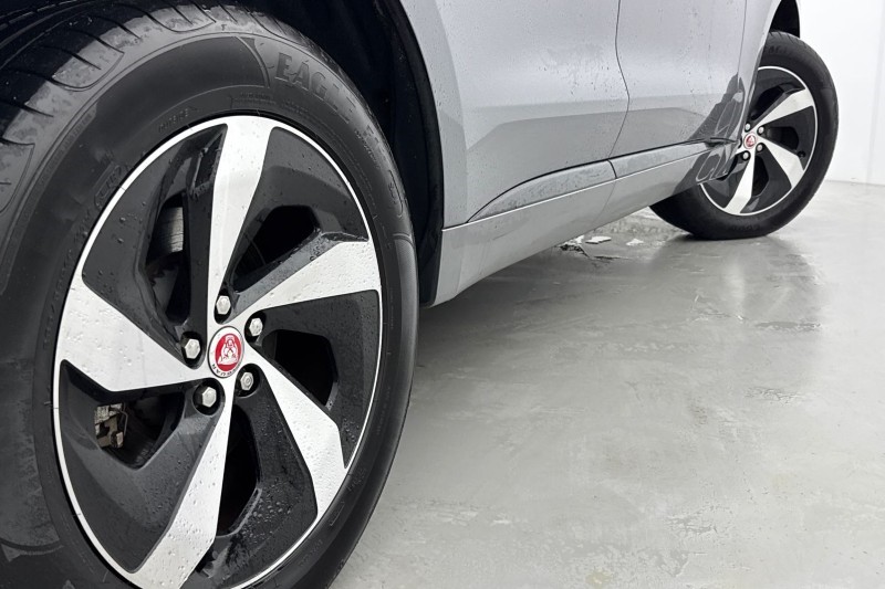 2023 (72) JAGUAR F-PACE 2.0 P400e R-Dynamic SE 5dr Auto AWD 5033156