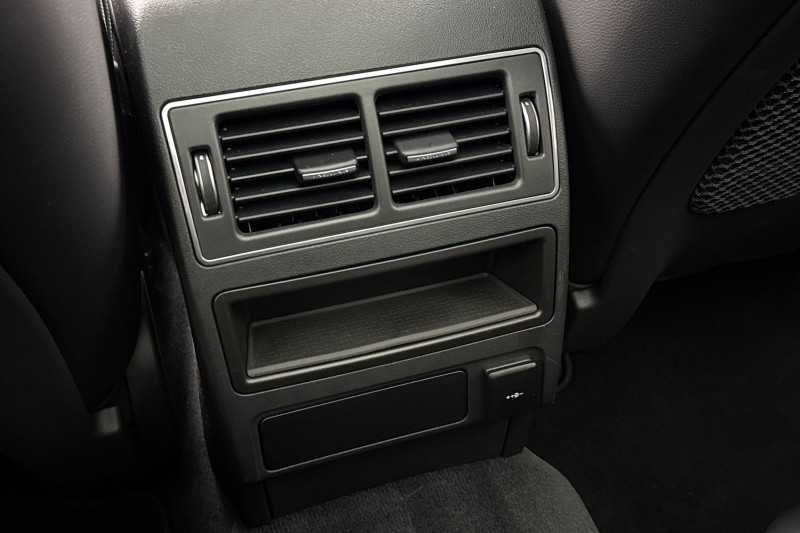 2023 (72) JAGUAR F-PACE 2.0 P400e R-Dynamic SE 5dr Auto AWD 5033129