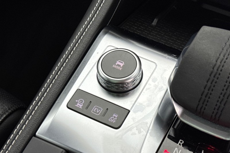 2023 (72) JAGUAR F-PACE 2.0 P400e R-Dynamic SE 5dr Auto AWD 5033143