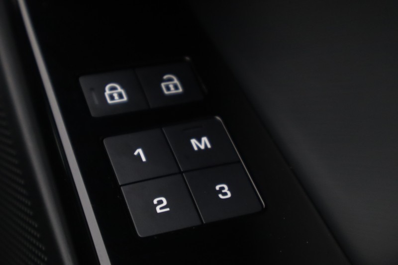 2023 (72) LAND ROVER RANGE ROVER VELAR 2.0 P400e R-Dynamic HSE 5dr Auto 5120746