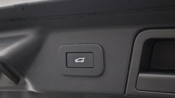 2023 (72) LAND ROVER RANGE ROVER VELAR 2.0 P400e R-Dynamic HSE 5dr Auto 5120767