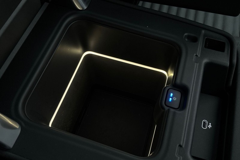 2025 (25) LAND ROVER DISCOVERY 3.0 D350 Metropolitan Edition 5dr Auto 5031831