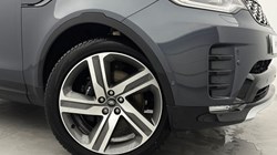 2025 (25) LAND ROVER DISCOVERY 3.0 D350 Metropolitan Edition 5dr Auto 5031818