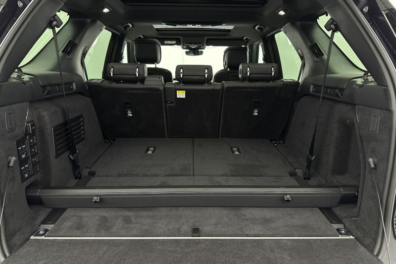 2025 (25) LAND ROVER DISCOVERY 3.0 D350 Metropolitan Edition 5dr Auto 5031790