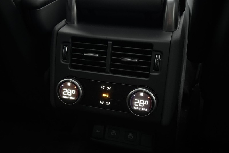 2025 (25) LAND ROVER DISCOVERY 3.0 D350 Metropolitan Edition 5dr Auto 5031798