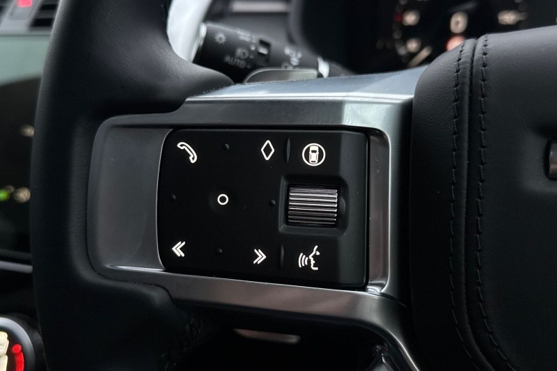 2025 (25) LAND ROVER DISCOVERY 3.0 D350 Metropolitan Edition 5dr Auto 5031808