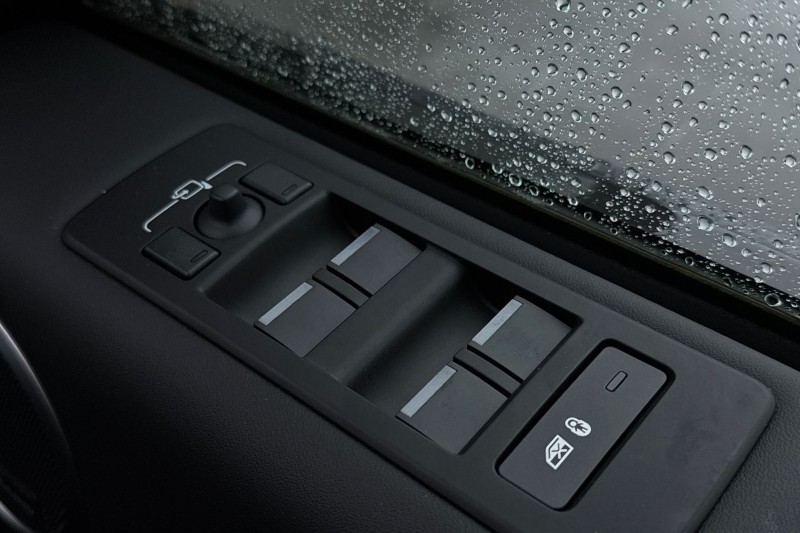 2025 (25) LAND ROVER DISCOVERY 3.0 D350 Metropolitan Edition 5dr Auto 5031803