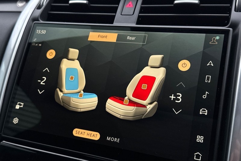 2025 (25) LAND ROVER DISCOVERY 3.0 D350 Metropolitan Edition 5dr Auto 5031812