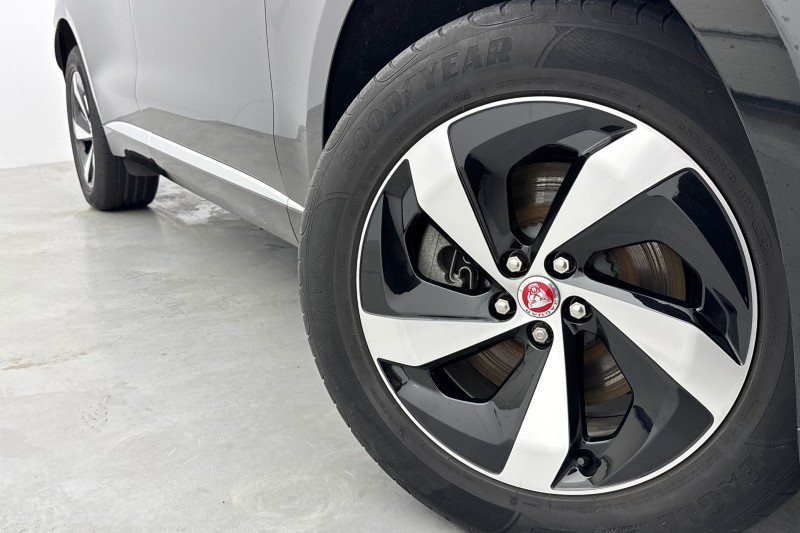 2022 (22) JAGUAR F-PACE 2.0 D200 S 5dr Auto AWD 5037806